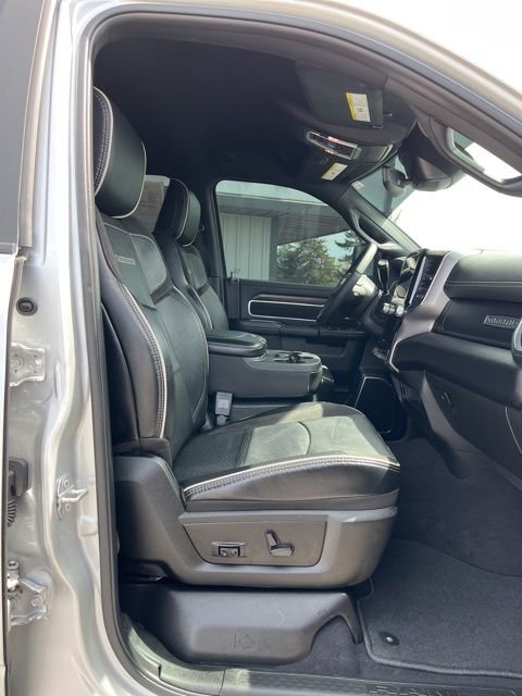 Used 2026 RAM 2500 Laramie AWD/4WD image 29