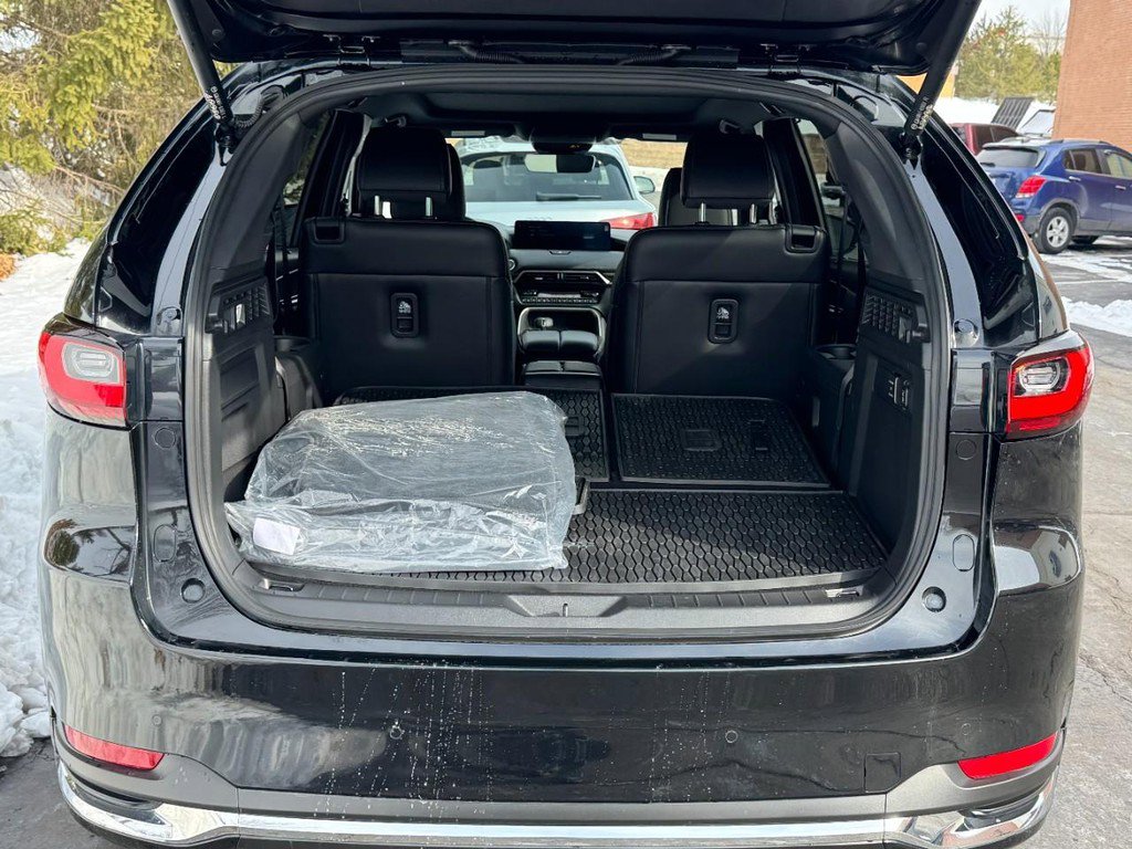 Used 2026 MAZDA CX-90 3.3 Turbo S w/ Premium Plus image 9