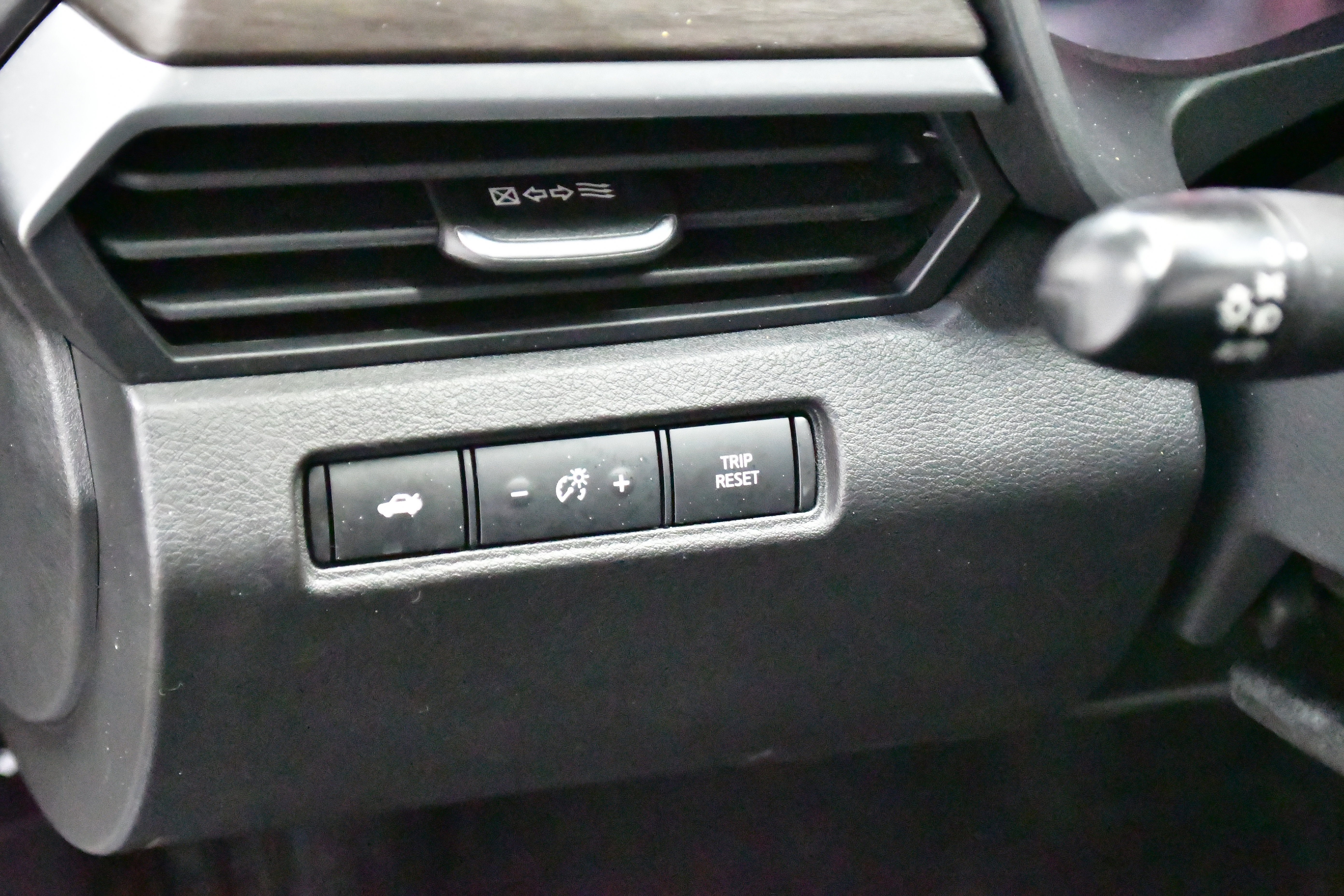 Used 2024 Nissan Altima 2.5 SV image 24