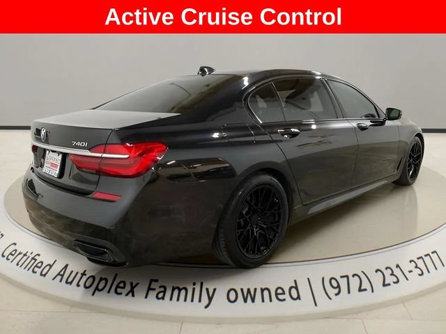 Used 2017 BMW 740i RWD image 5