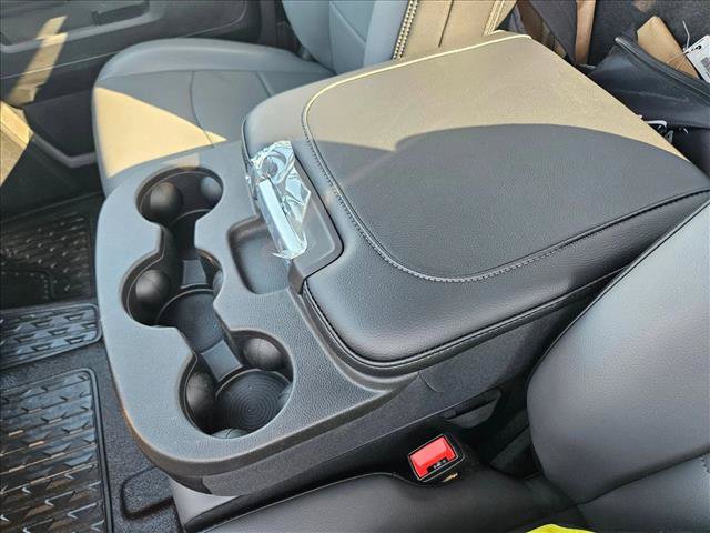 New 2025 RAM 3500 Tradesman AWD/4WD image 13