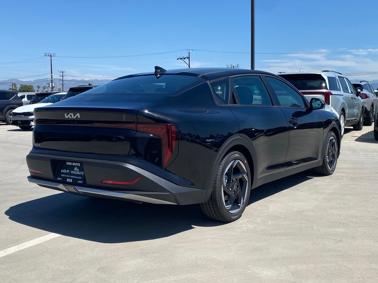 New 2026 Kia K4 EX image 3