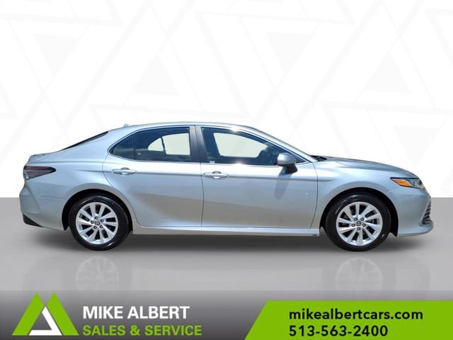 Used 2023 Toyota Camry LE FWD image 8
