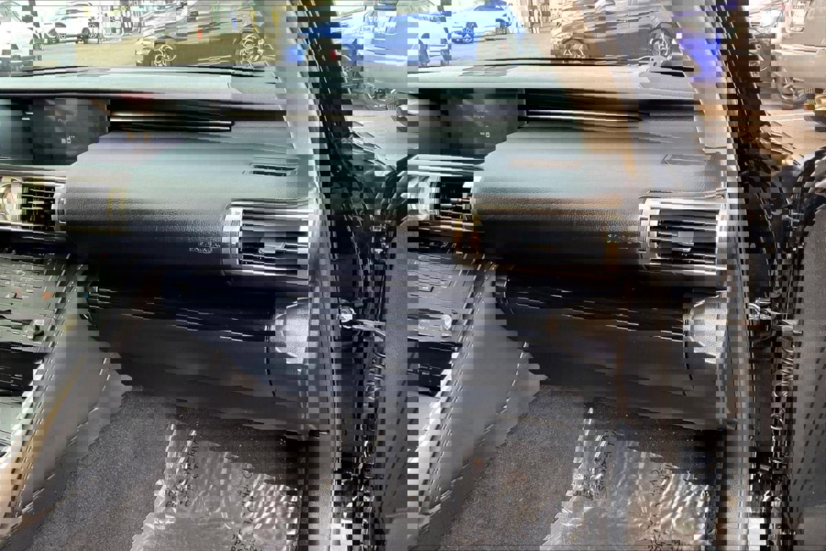 Used 2015 Lexus IS 250 w/ Navigation System Package image 13