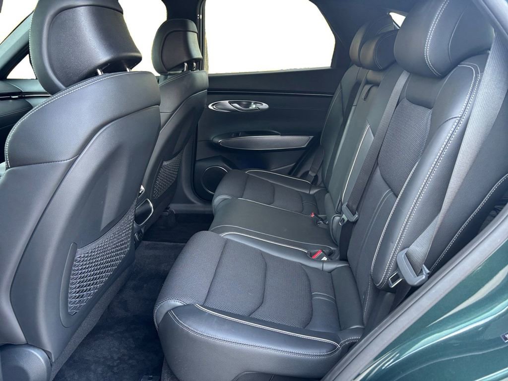 Used 2024 Genesis GV70 3.5T Sport AWD/4WD image 13