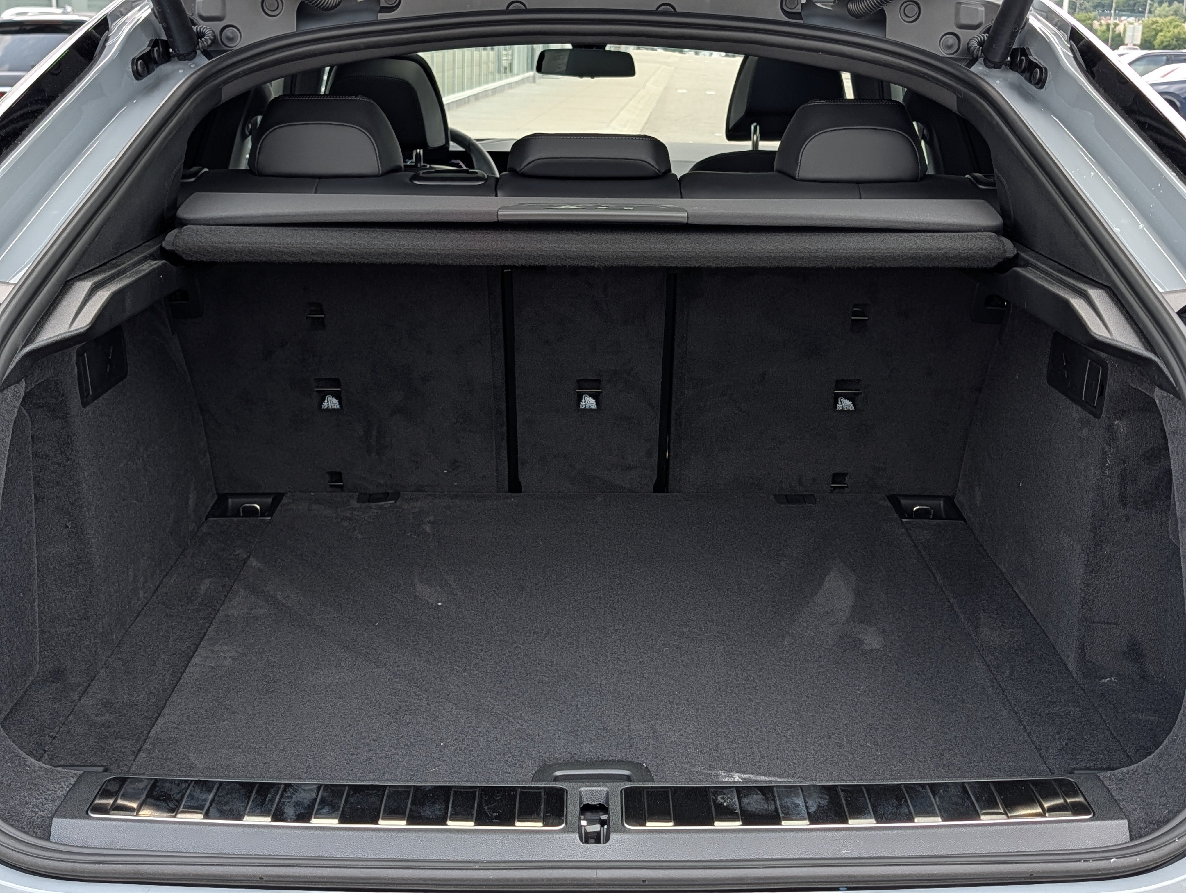New 2027 BMW X6 xDrive40i AWD/4WD image 7