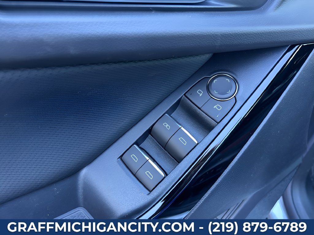 New 2027 Chevrolet Equinox RS w/ Safety and Technology Package AWD/4WD image 10