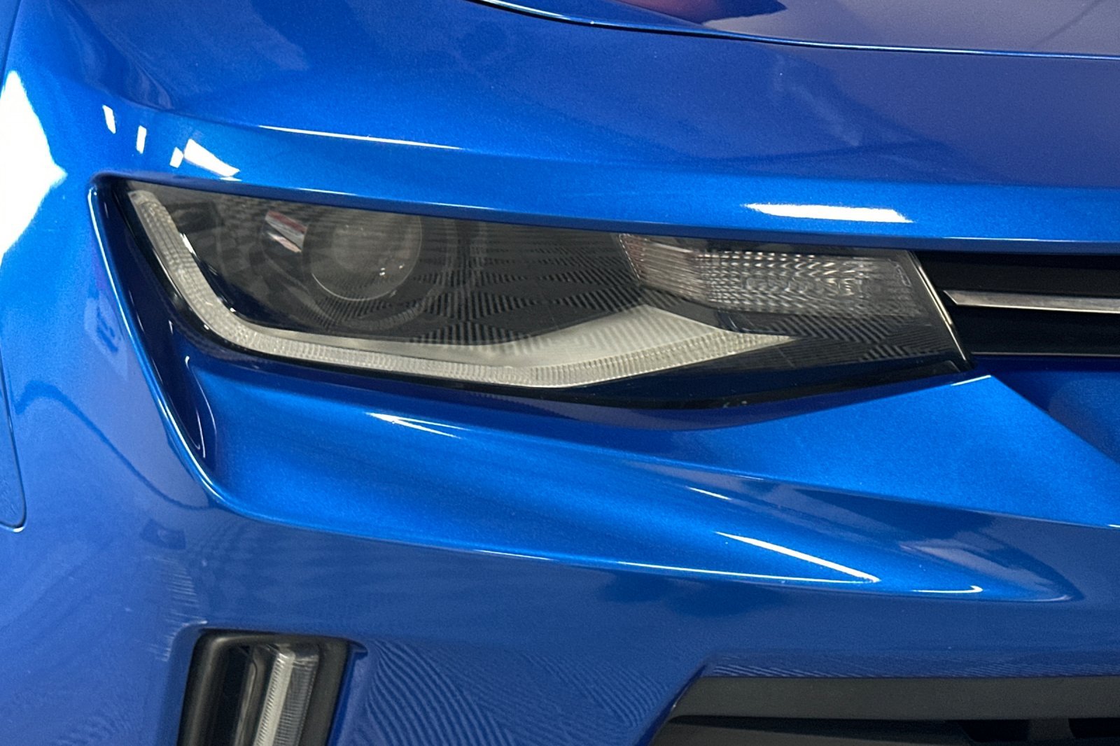 Used 2016 Chevrolet Camaro LT RWD image 41