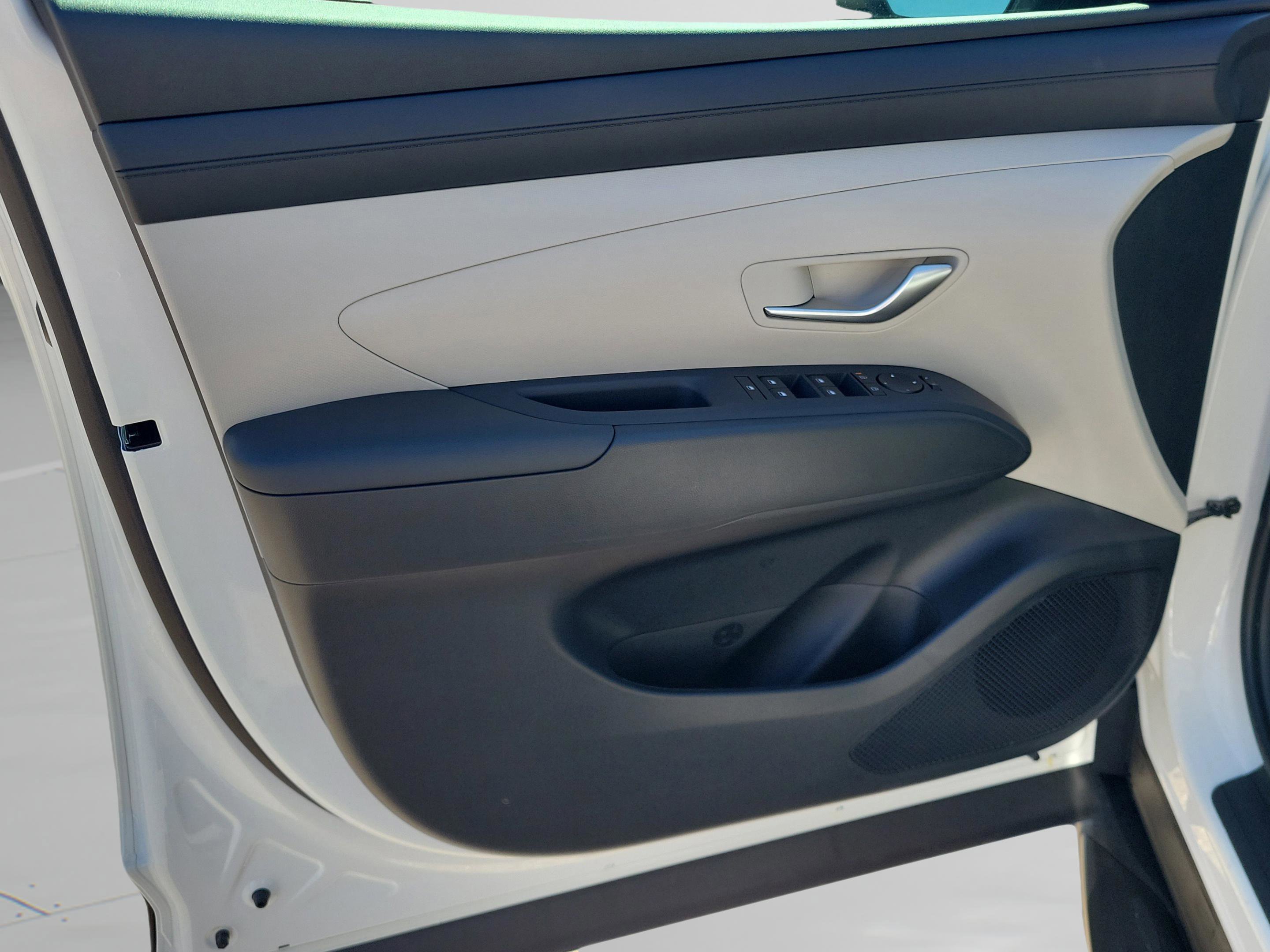 New 2026 Hyundai Tucson SEL image 9