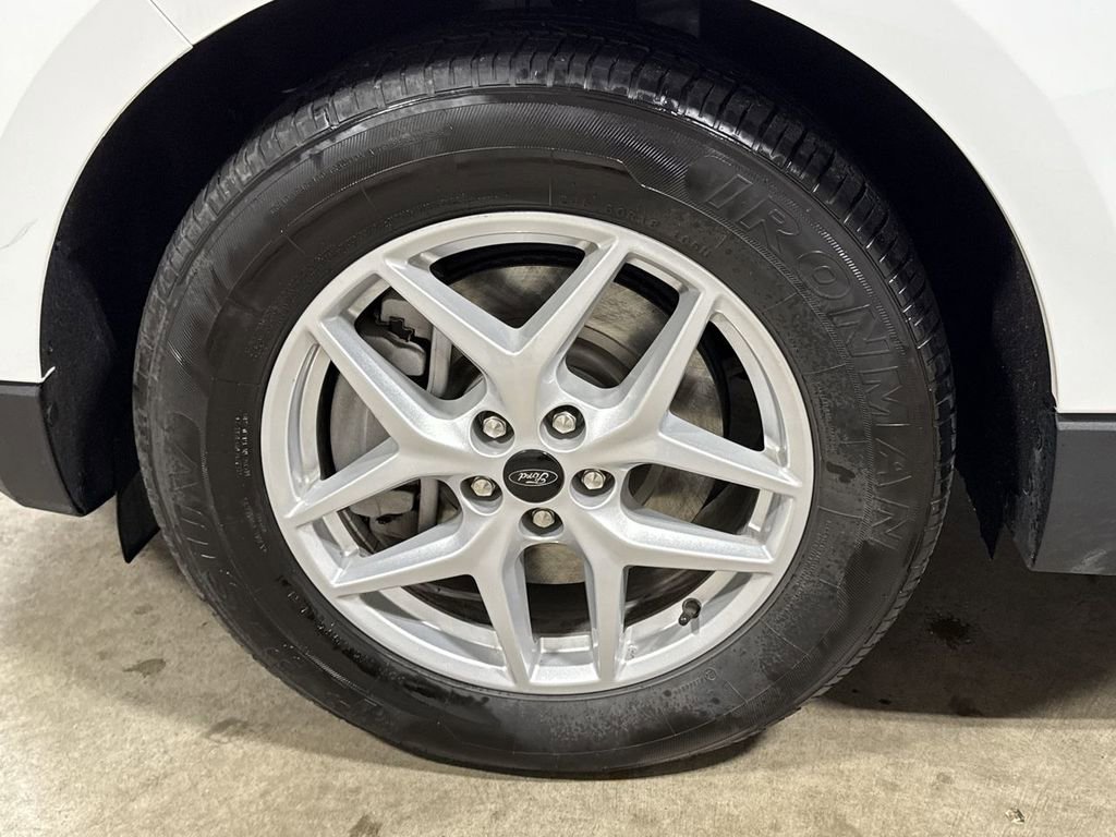 Used 2024 Ford Edge SEL image 26