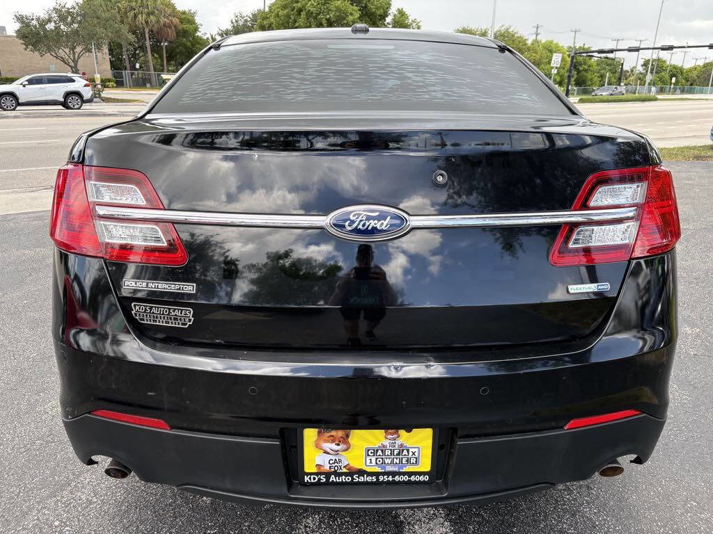 Used 2015 Ford Taurus Police Interceptor AWD image 4