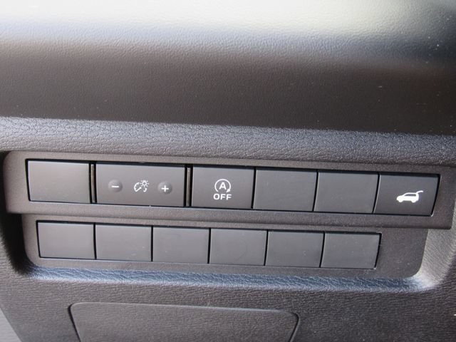 New 2026 Mitsubishi Outlander SE FWD image 33
