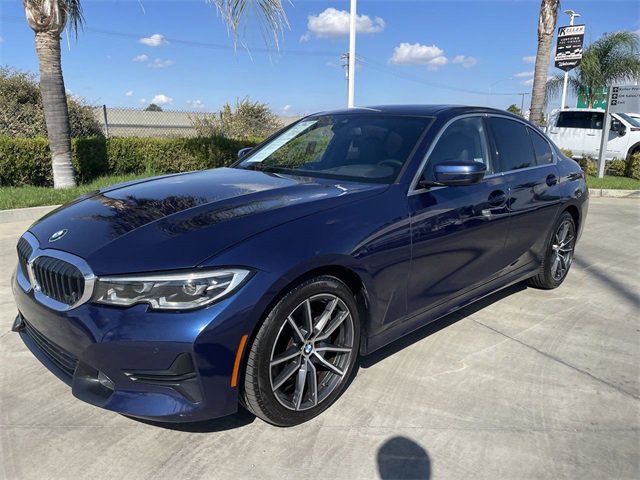 Used 2019 BMW 330i Sedan w/ Premium Package image 4