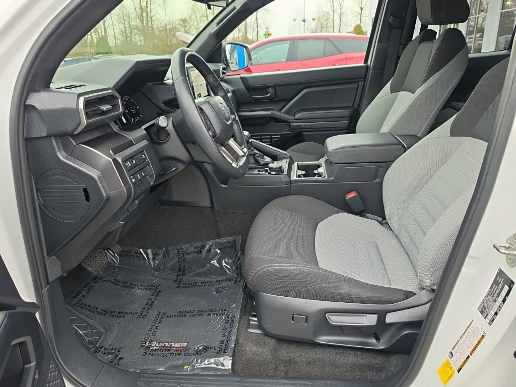 Used 2025 Toyota 4Runner TRD Off-Road image 23