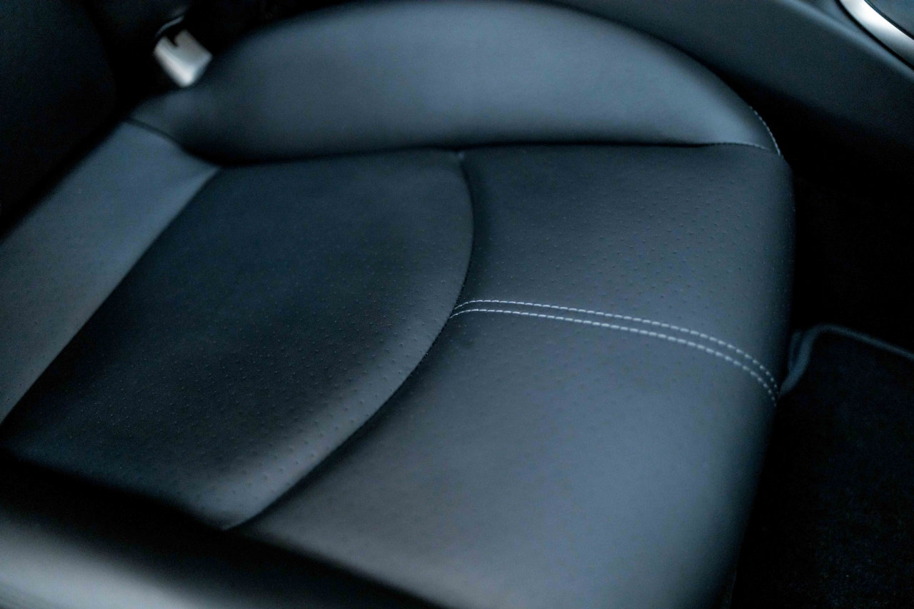 Used 2012 Porsche 911 Turbo image 62