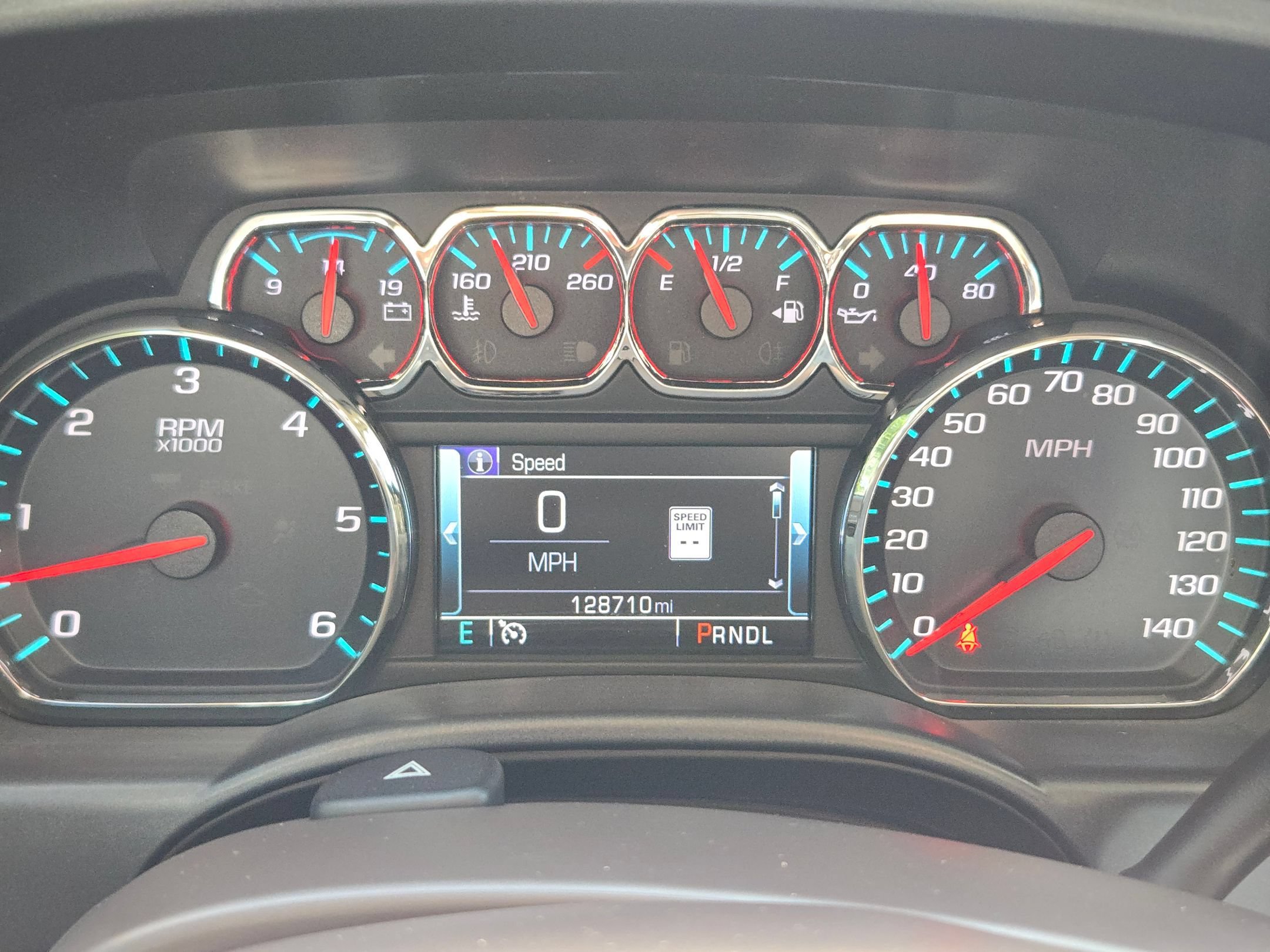 Used 2018 GMC Sierra 1500 SLT w/ Enhanced Driver Alert Package RWD image 22