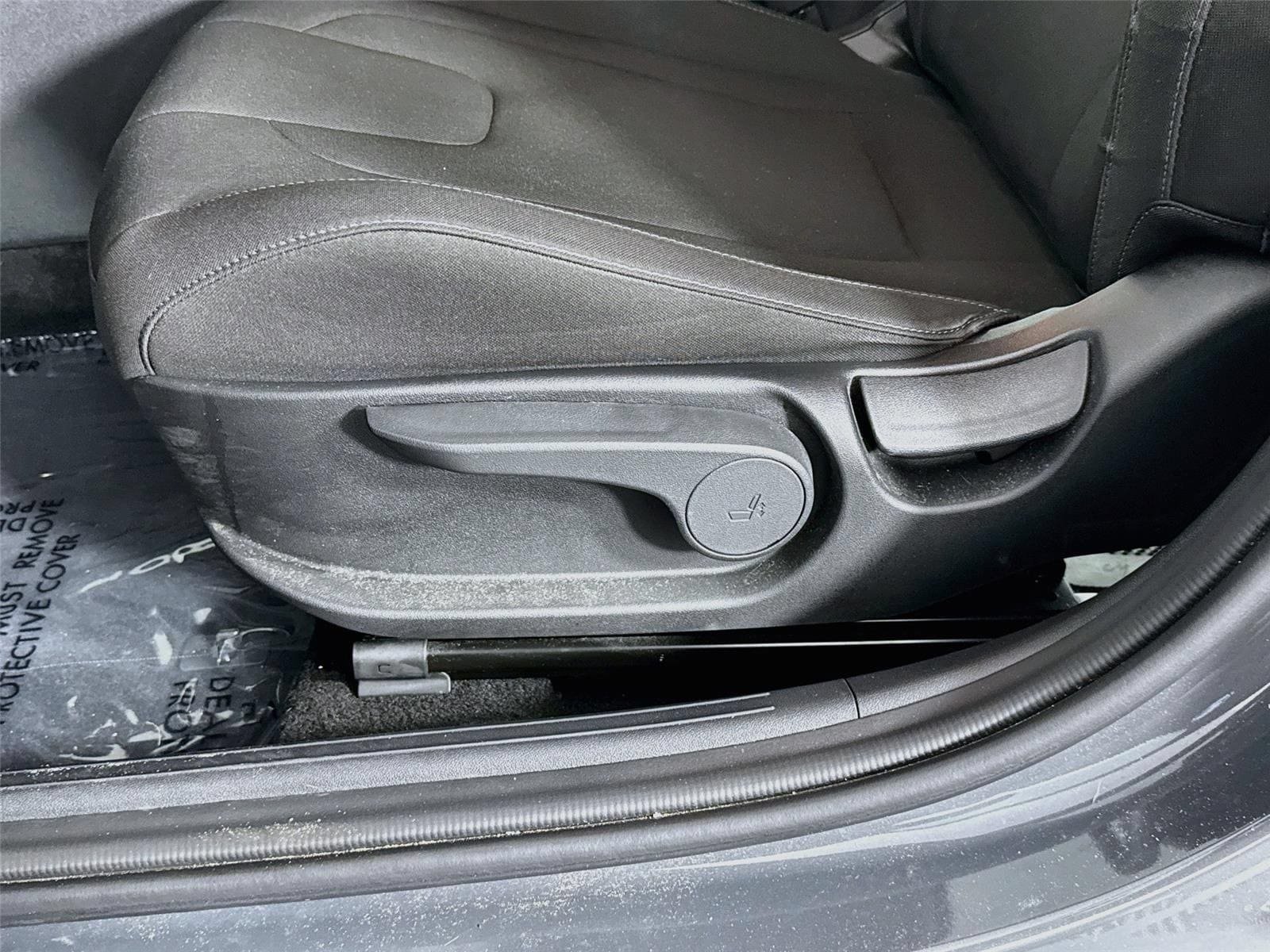 Certified 2024 Hyundai Elantra SEL w/ Convenience Package FWD image 21