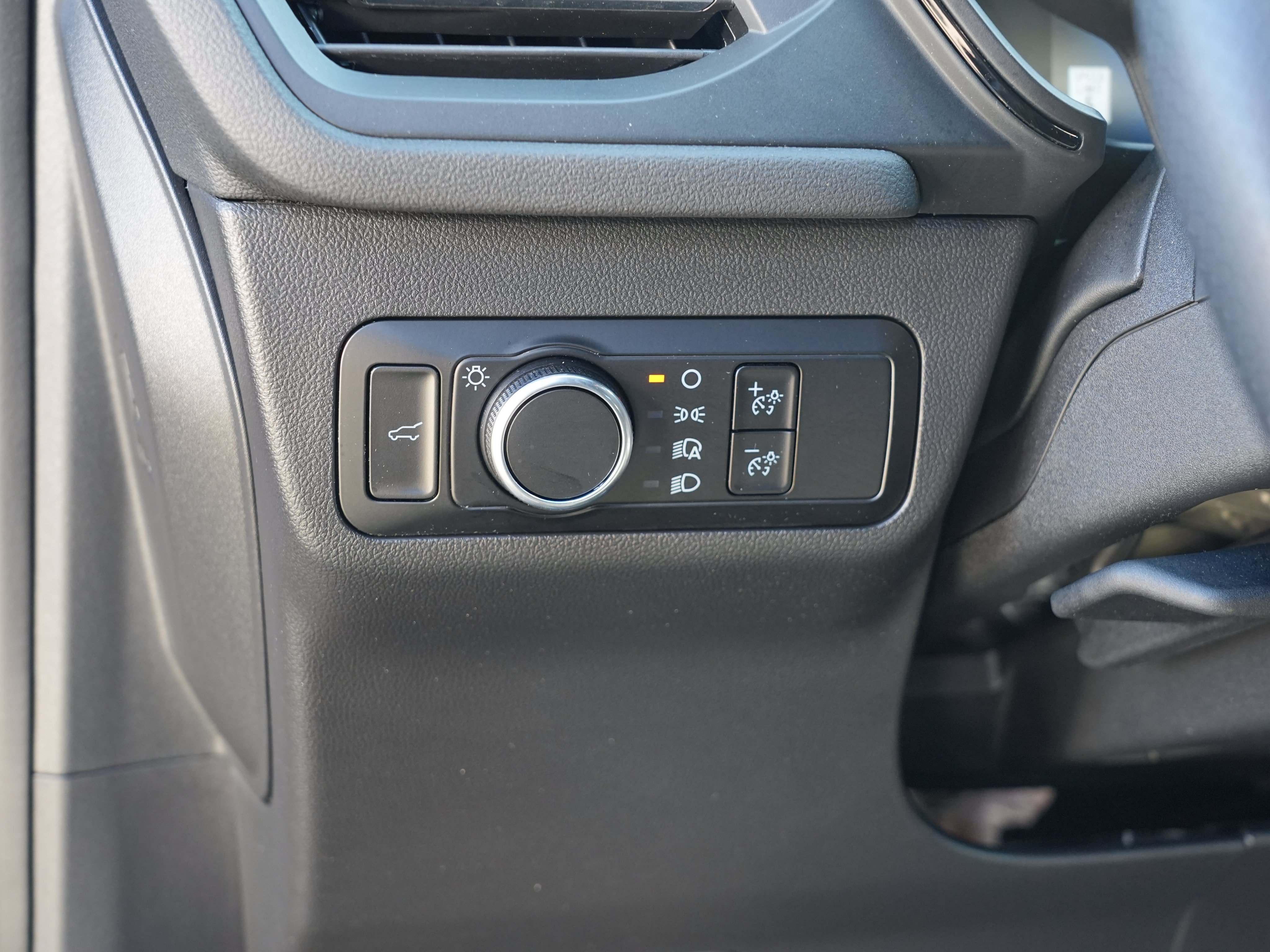 Used 2024 Ford Escape ST-Line w/ Tech Pack #1 AWD/4WD image 19
