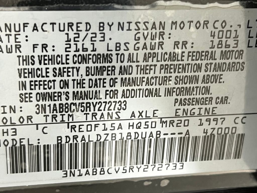 Used 2024 Nissan Sentra SV w/ SV Premium Package image 19