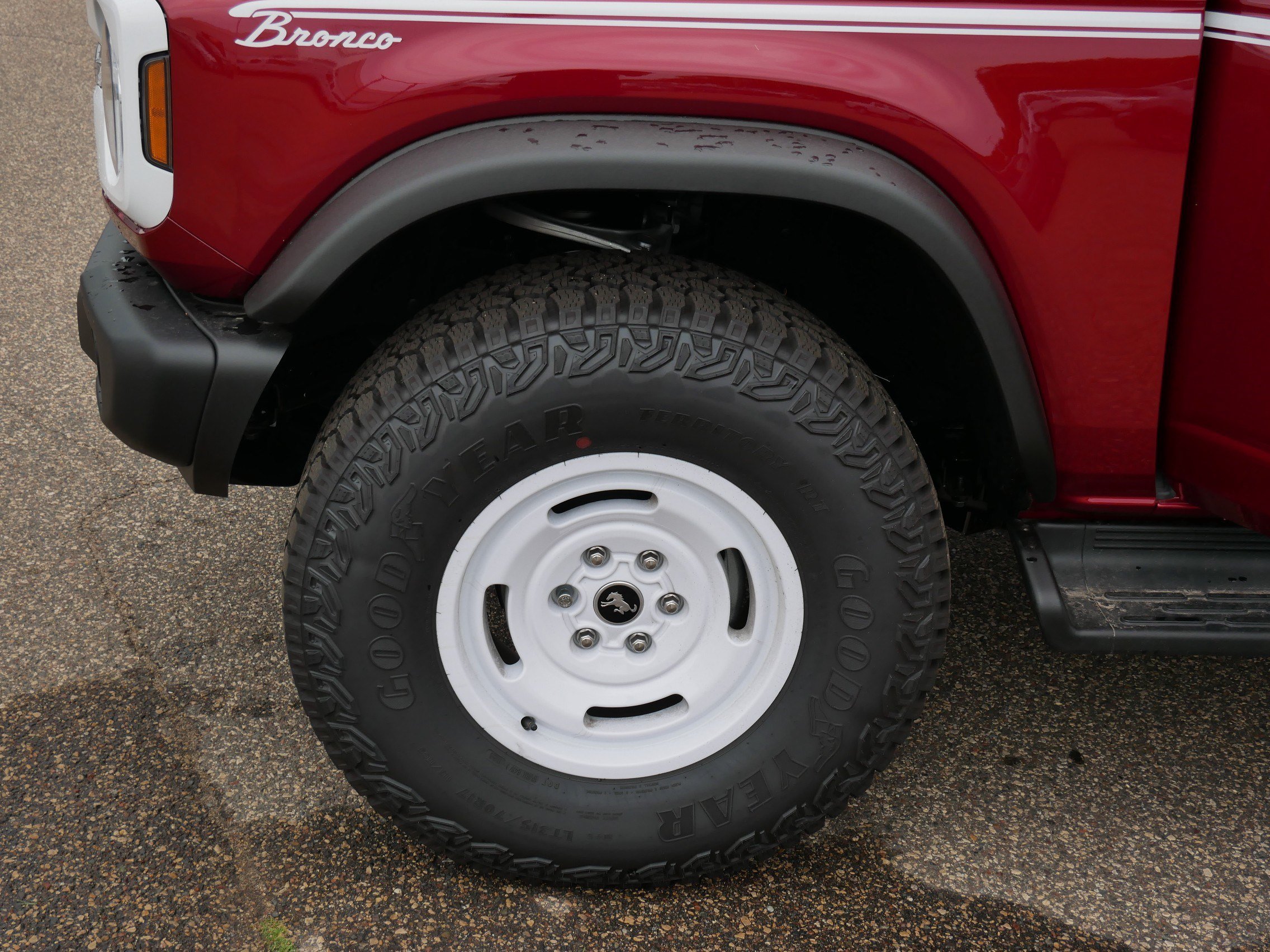 Used 2026 Ford Bronco Heritage Edition AWD/4WD image 15