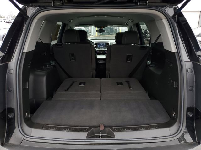 Used 2022 GMC Acadia SLE image 9