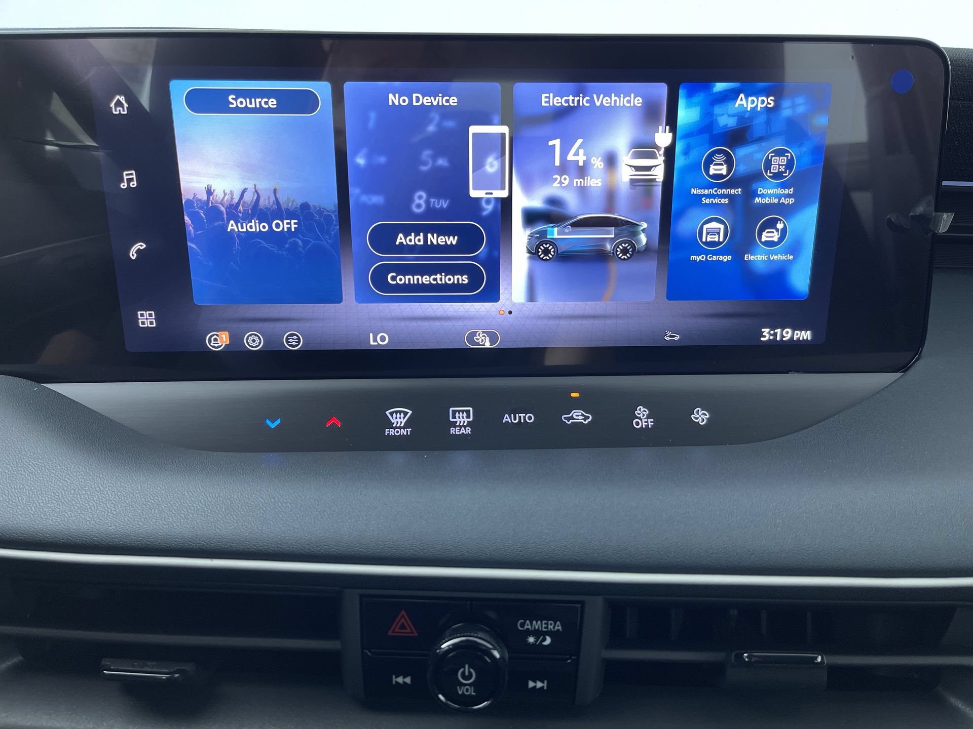 New 2026 Nissan Leaf w/ Floor Mat Package (S+) FWD image 18