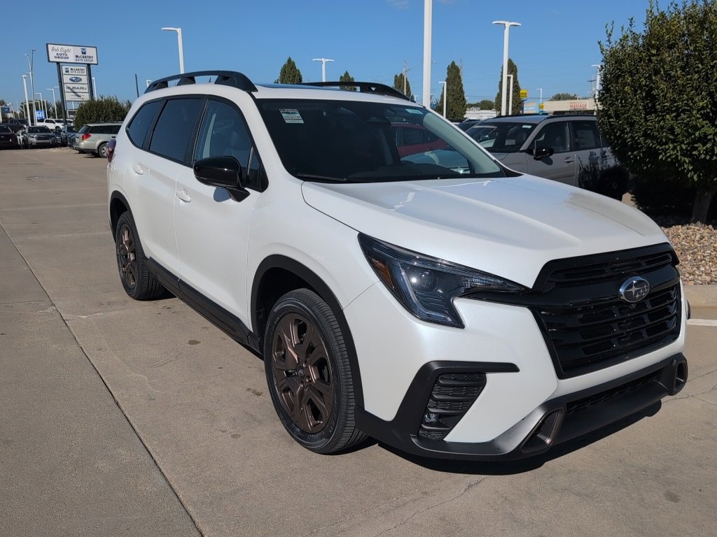 New 2025 Subaru Ascent Bronze Edition image 4