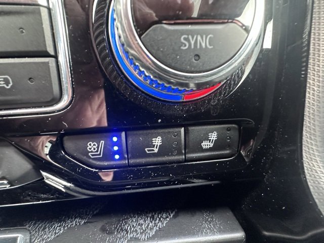 Used 2021 GMC Yukon Denali w/ Denali Ultimate Package image 25