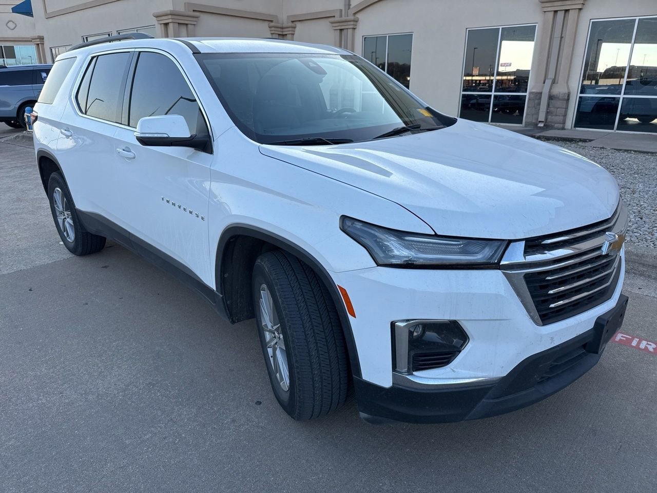 Used 2023 Chevrolet Traverse LT image 19