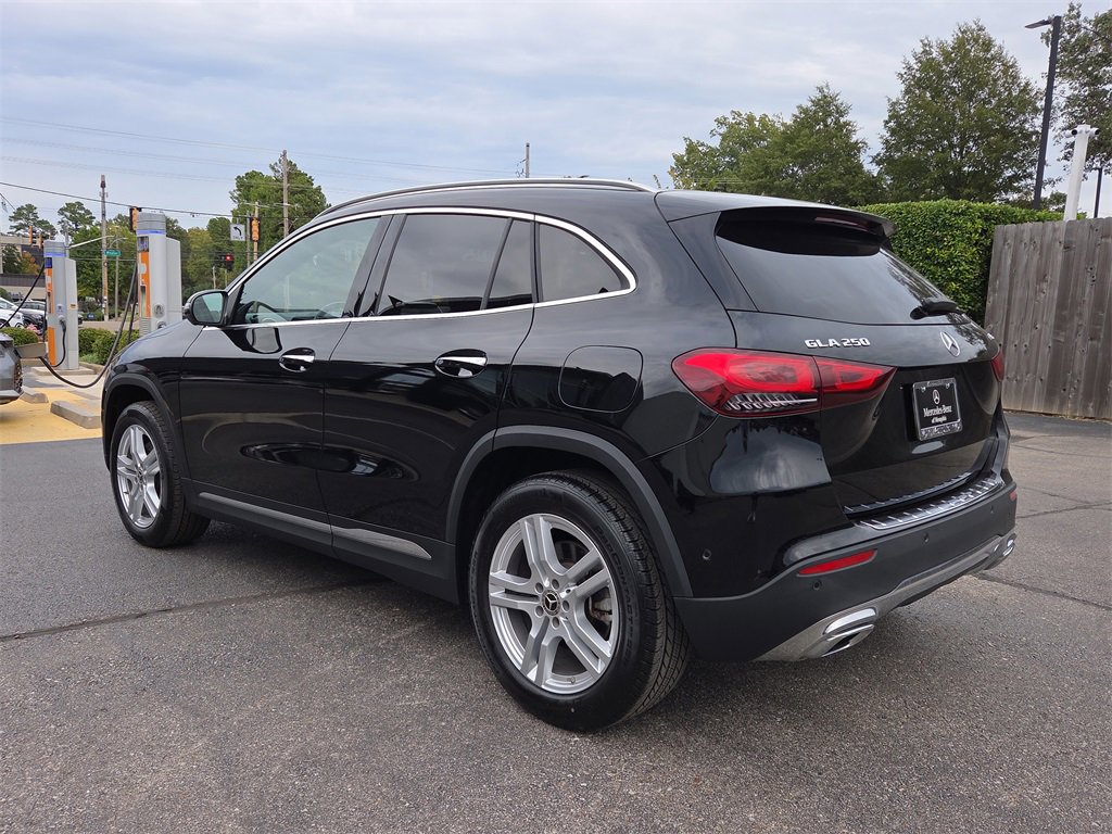 Certified 2023 Mercedes-Benz GLA 250 4MATIC w/ Premium Package image 3