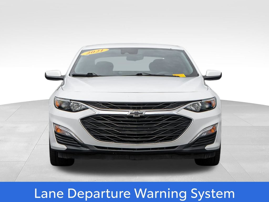 Used 2021 Chevrolet Malibu RS FWD image 2