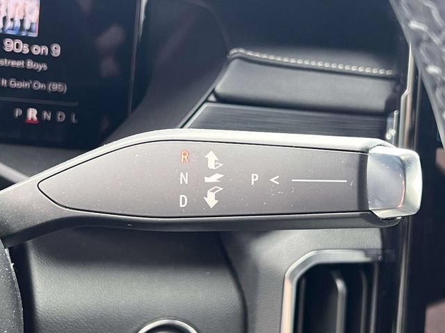 New 2026 GMC Acadia Elevation w/ Elevation Premium Package AWD/4WD image 29