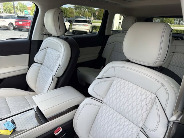 New 2026 Lincoln Nautilus Black Label AWD/4WD image 13