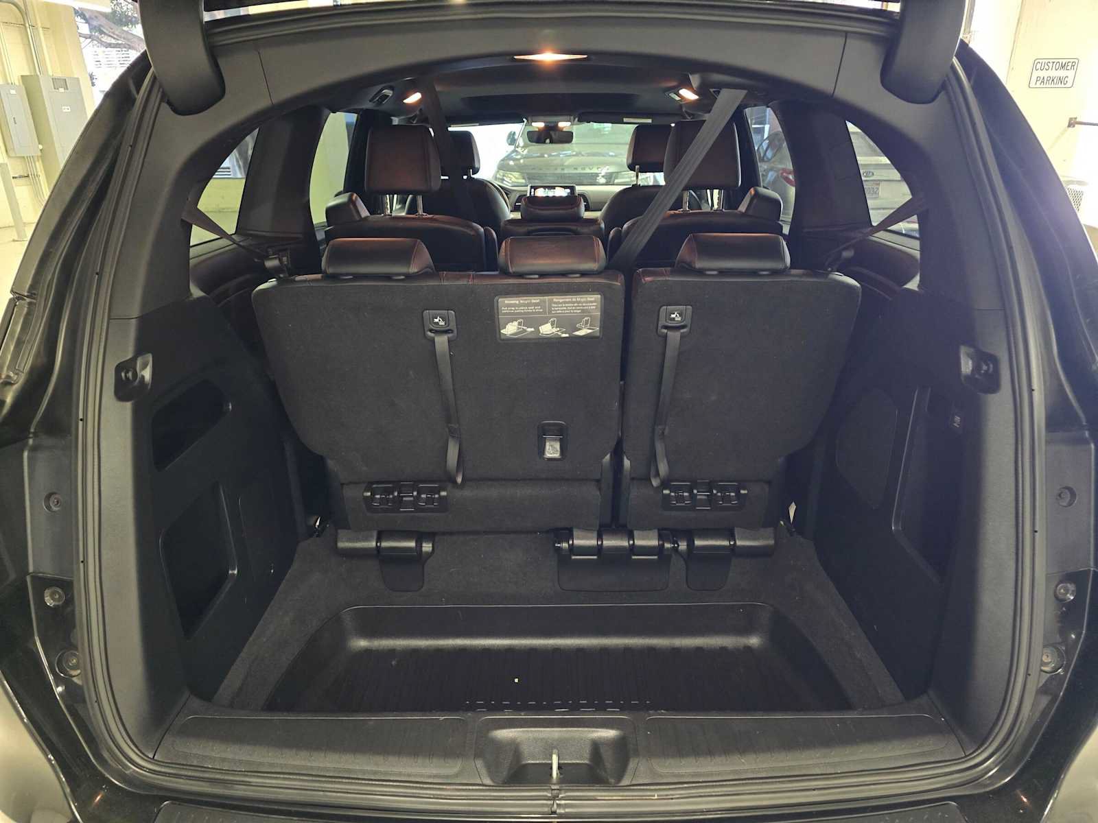 Used 2023 Honda Odyssey Sport image 13