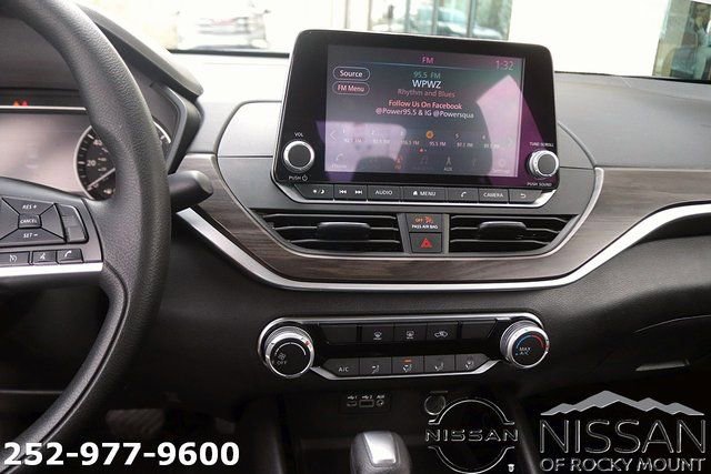 Certified 2024 Nissan Altima 2.5 SV image 19