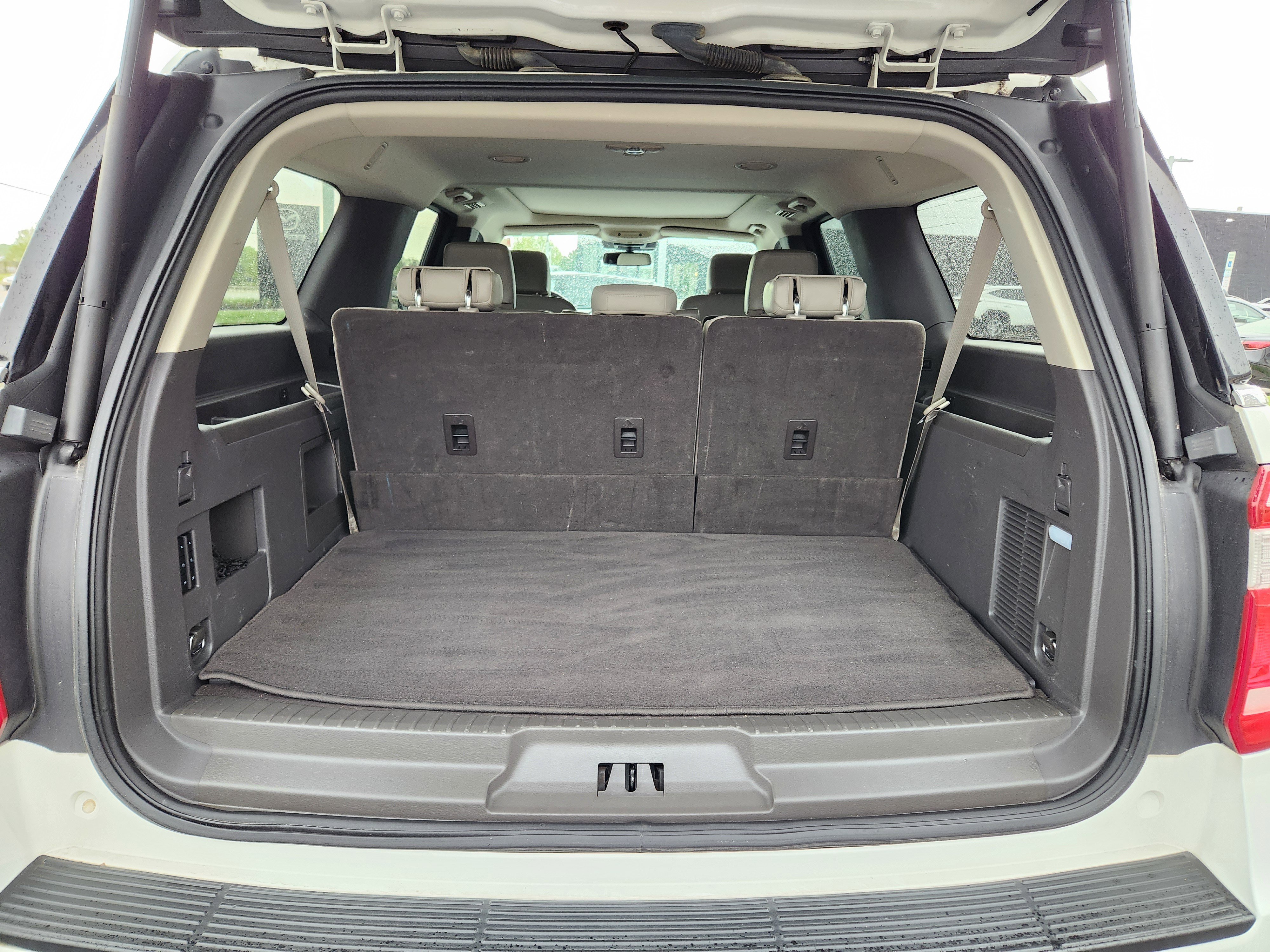 Used 2021 Ford Expedition Max XLT RWD image 8