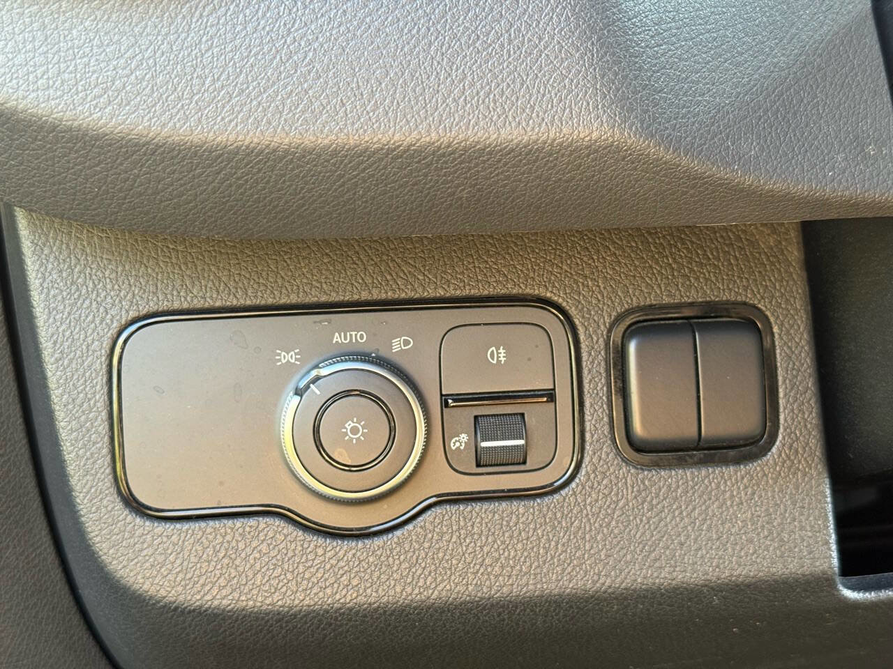 Used 2019 Mercedes-Benz Sprinter 170 image 60