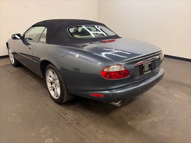 Used 2001 Jaguar XK8 Convertible image 6