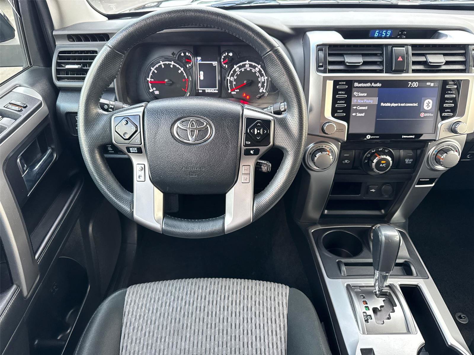 Used 2024 Toyota 4Runner SR5 AWD/4WD image 22
