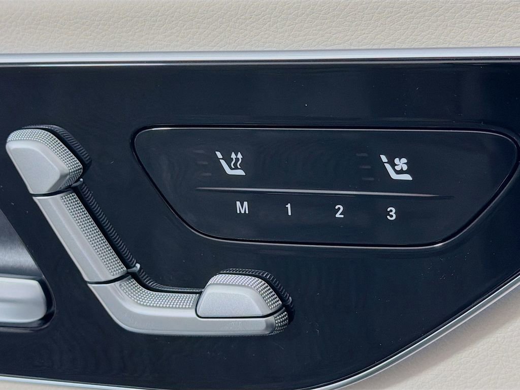 New 2026 Mercedes-Benz E 350 4MATIC Sedan image 23