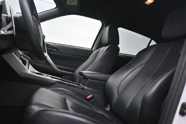 Used 2024 Mitsubishi Eclipse Cross SEL AWD/4WD image 16