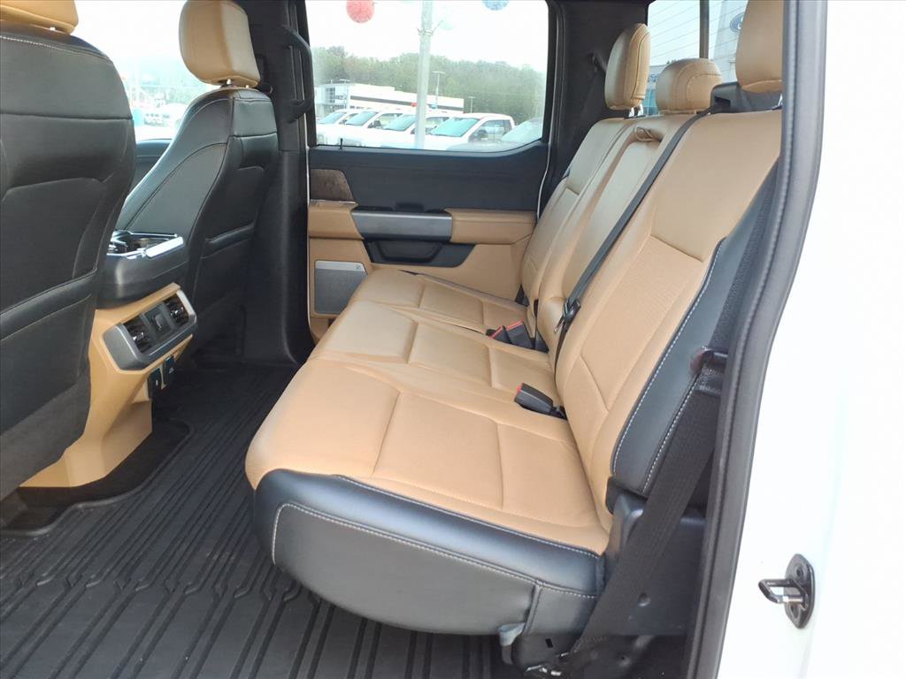 Used 2021 Ford F150 Lariat w/ Max Trailer Tow Package image 9