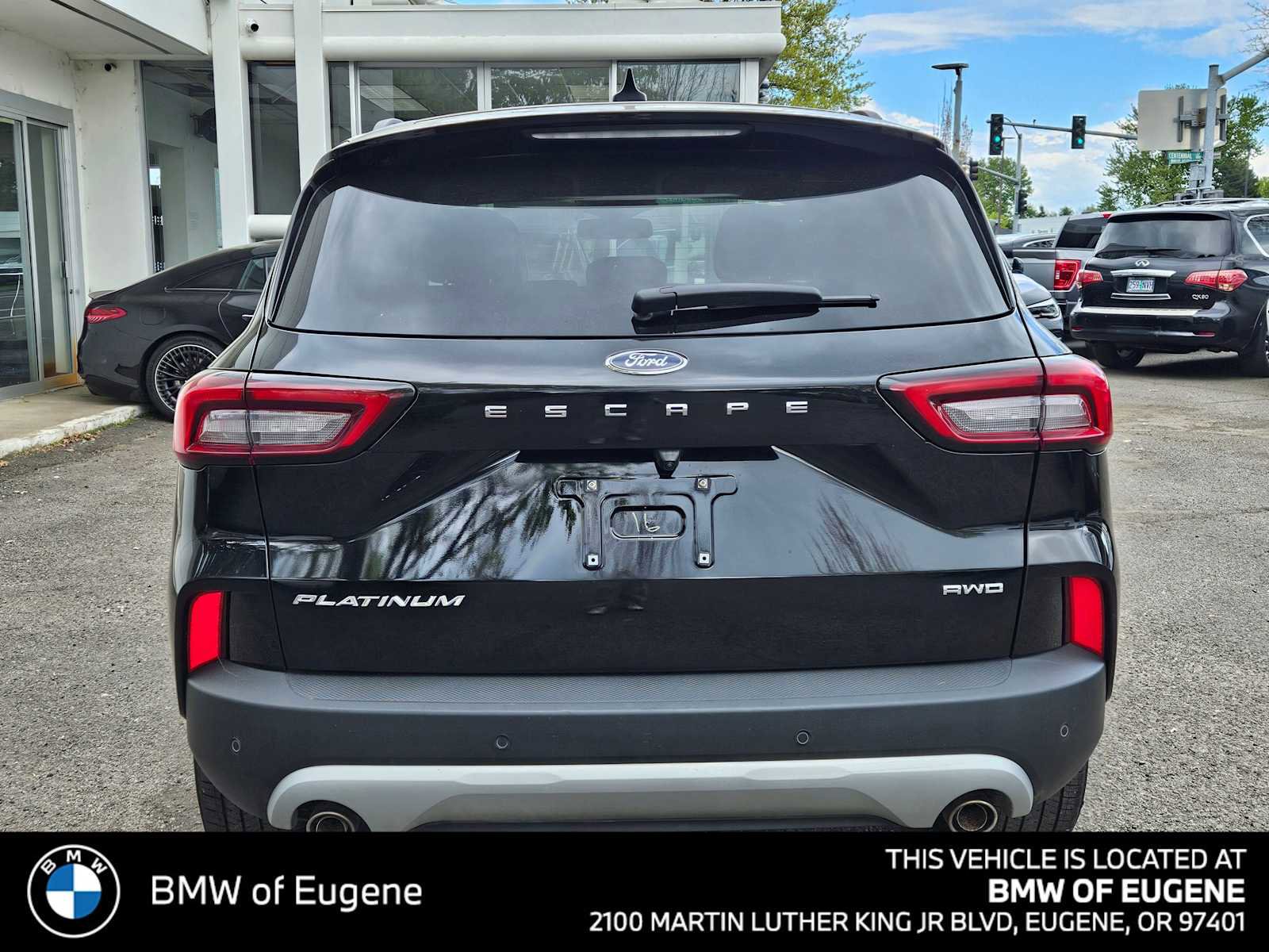 Used 2024 Ford Escape Platinum AWD/4WD image 4