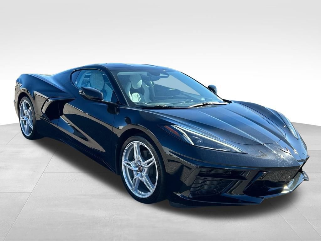 Used 2025 Chevrolet Corvette Stingray Premium Cpe w/ 3LT image 7