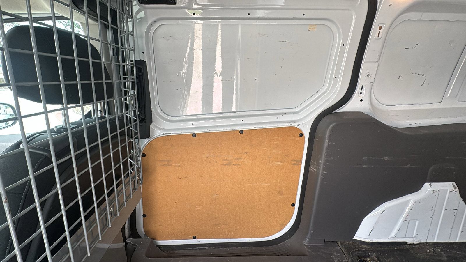 Used 2019 Ford Transit Connect XLT FWD image 15