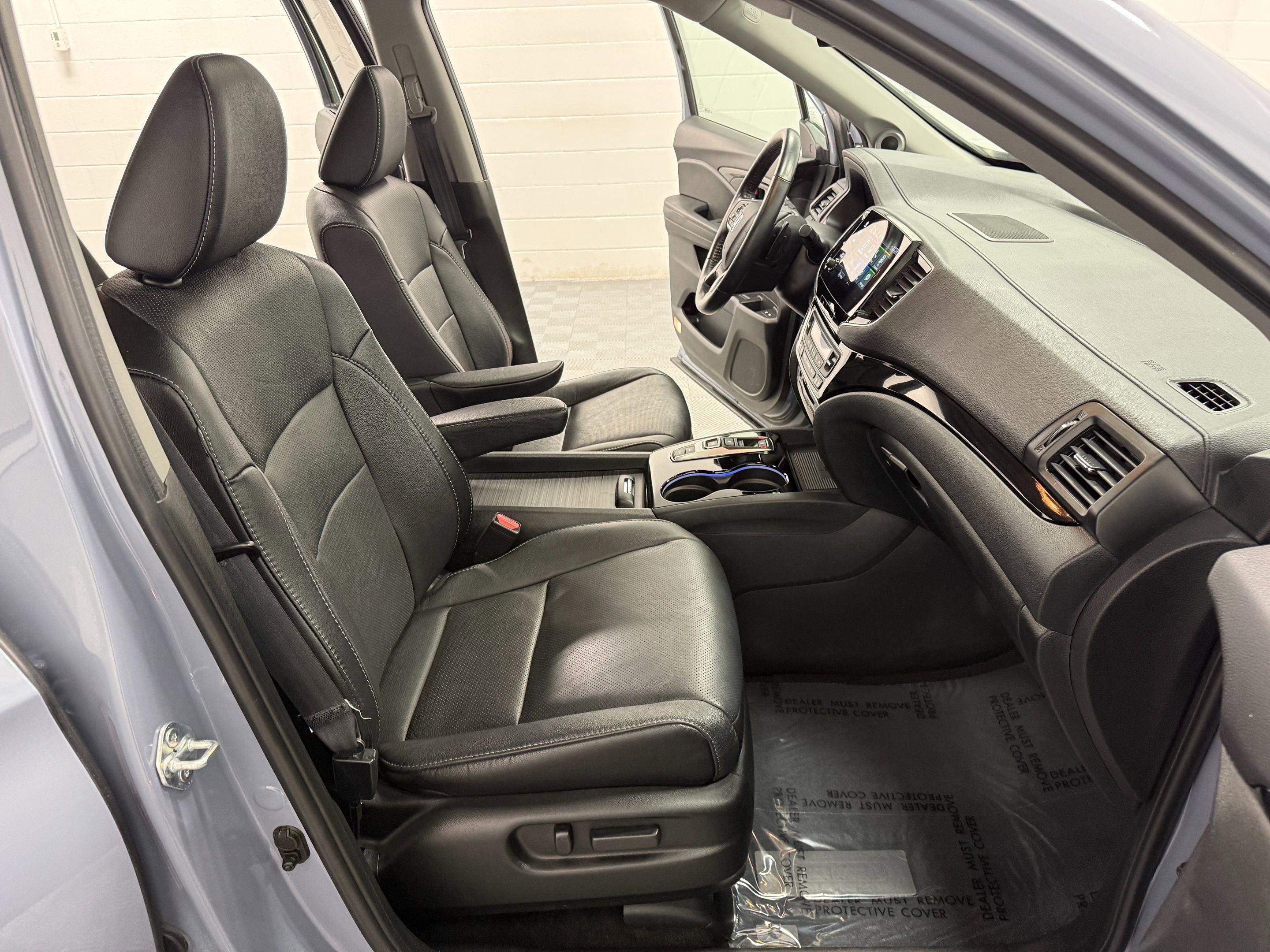 Used 2022 Honda Pilot Touring image 16