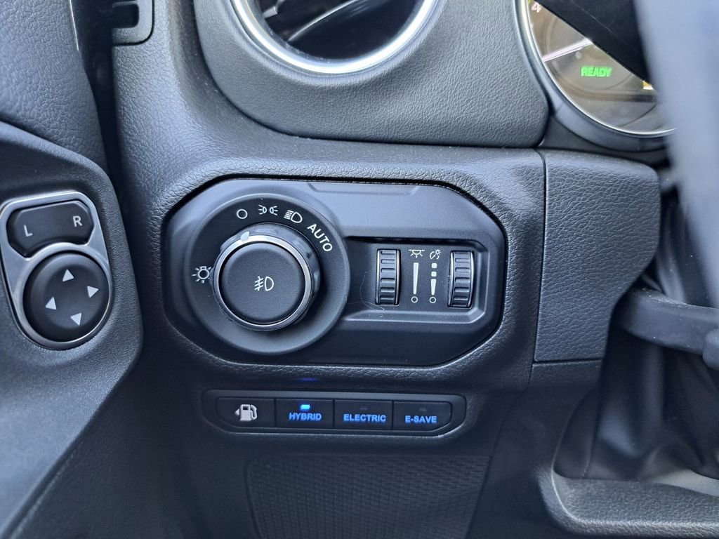 Used 2022 Jeep Wrangler Unlimited Sahara 4xe w/ Cold Weather Group image 16