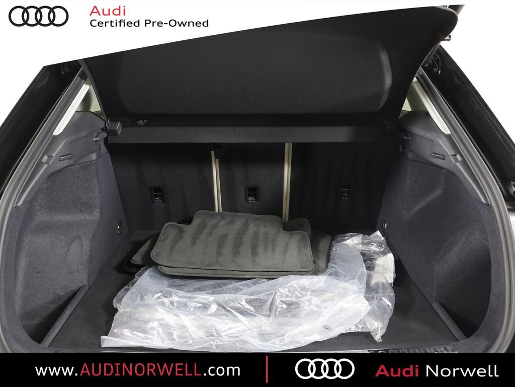 Certified 2023 Audi Q3 2.0T Premium w/ Convenience Package image 16
