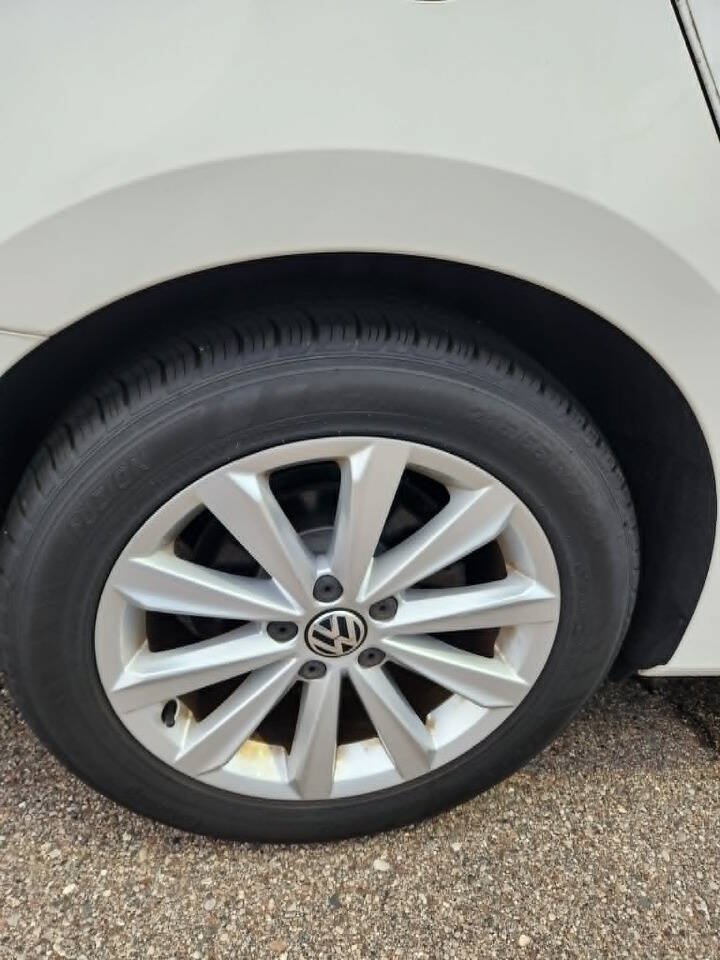 Used 2013 Volkswagen Passat 2.5 SEL Premium FWD image 31