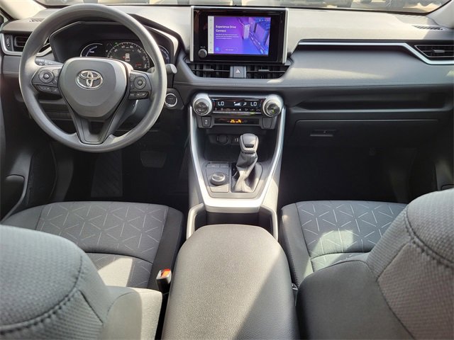 Used 2025 Toyota RAV4 XLE image 2